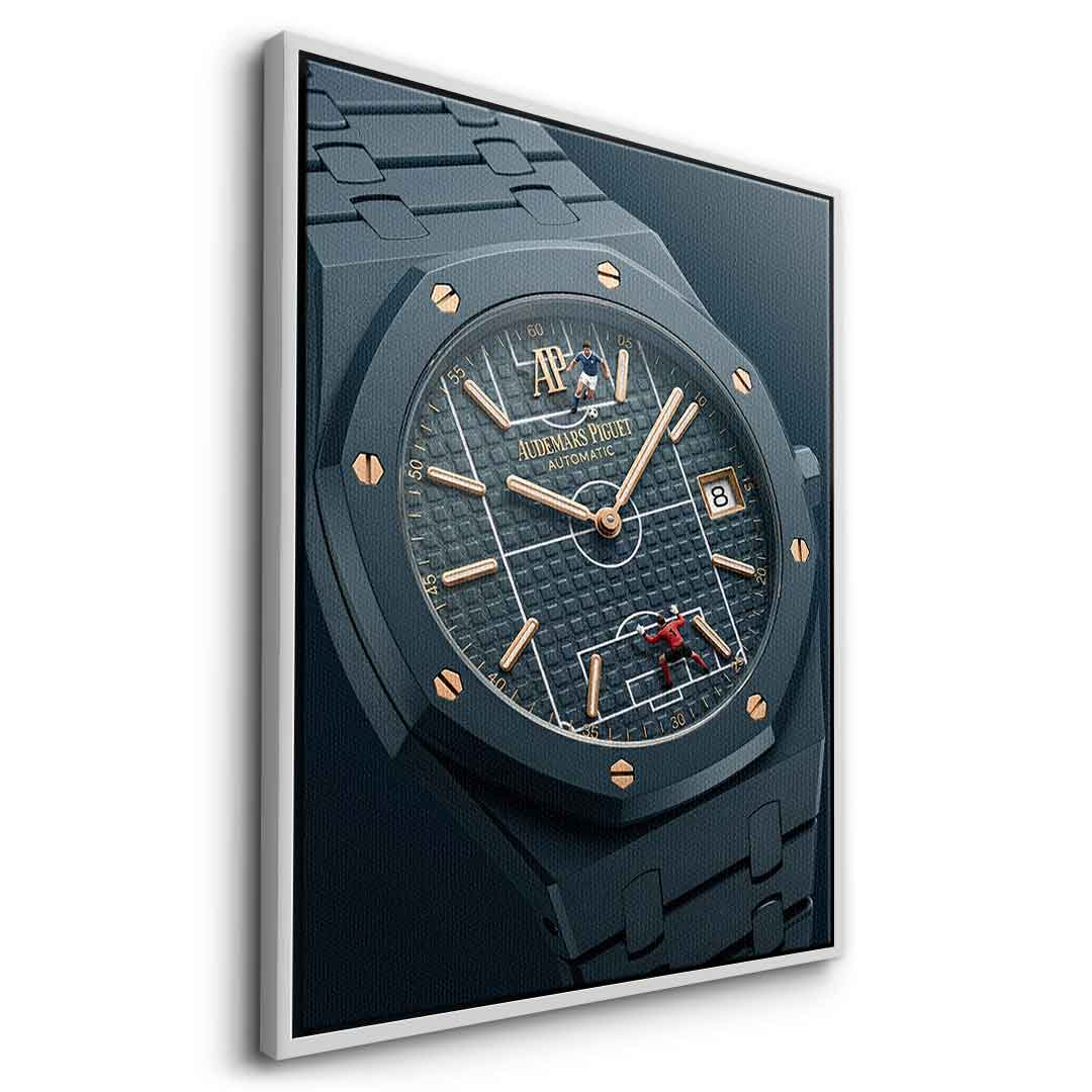 Luxury Timepiece – Football Leinwandbild Seitenansicht Silber