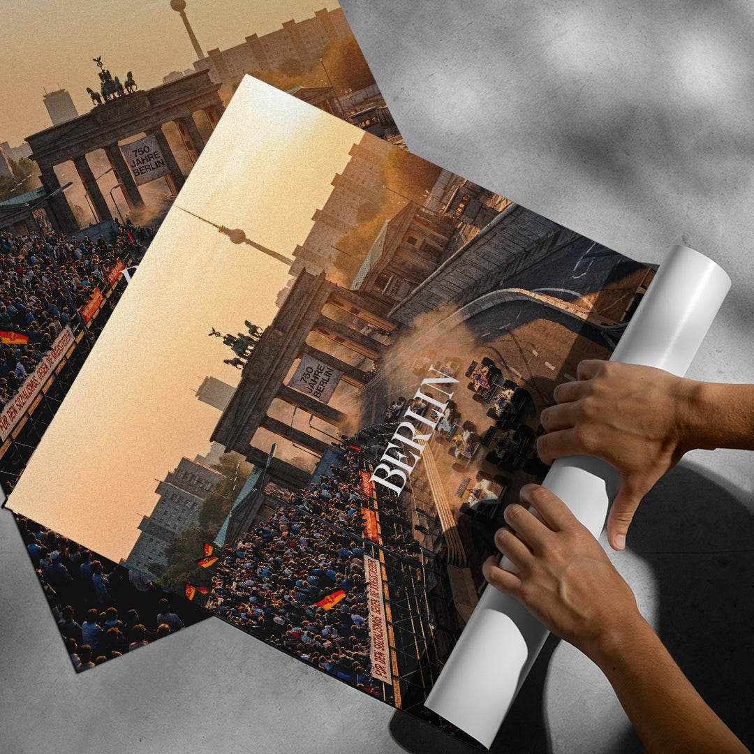 DOTCOMCANVAS Berlin F1 Poster Aufgerollt