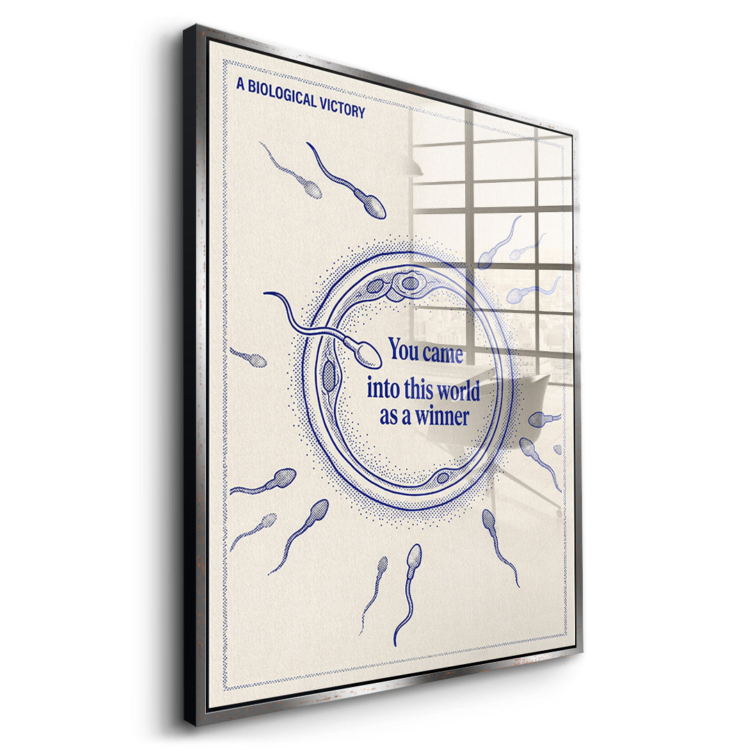 Seitenansicht des Acrylglasbilds Came Into The World As A Winner im silbernen Rahmen