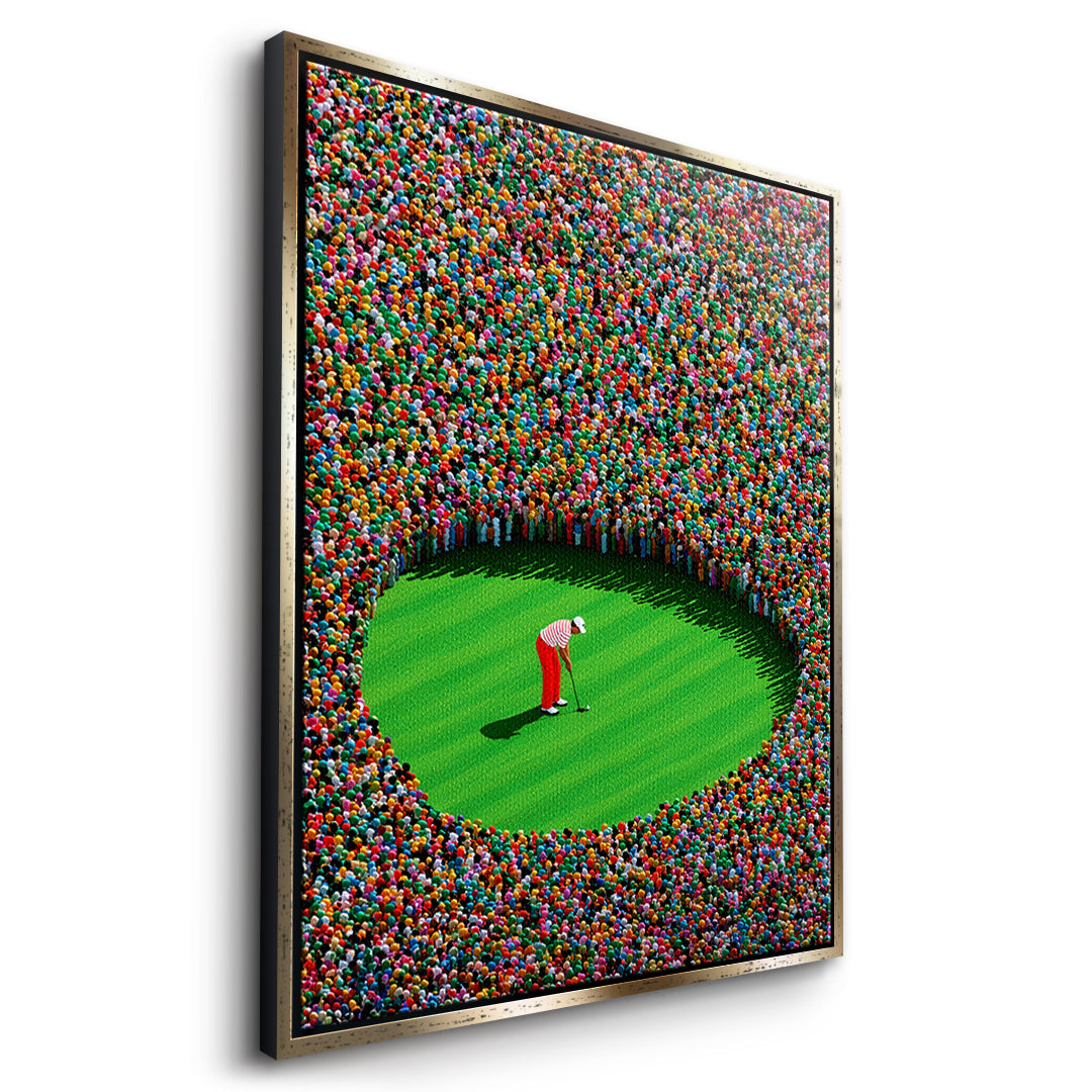 Seitenansicht des Leinwandbilds The Final Putt im goldenen Rahmen