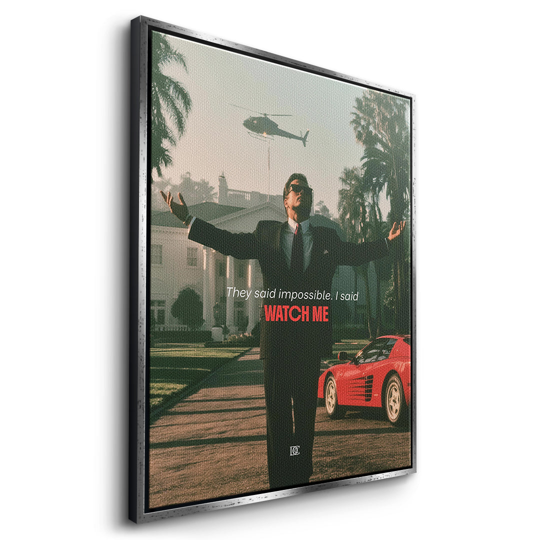Seitenansicht des Leinwandbilds Watch Me im silbernen Rahmen