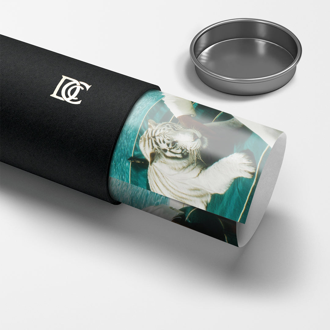 Poster The World Is Yours Tiger in der Versandhülse