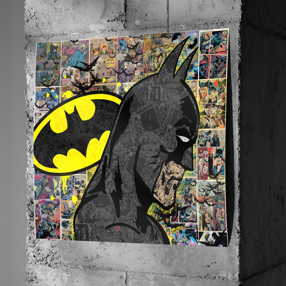 Poster Comic Night Hero an einer Betonwand
