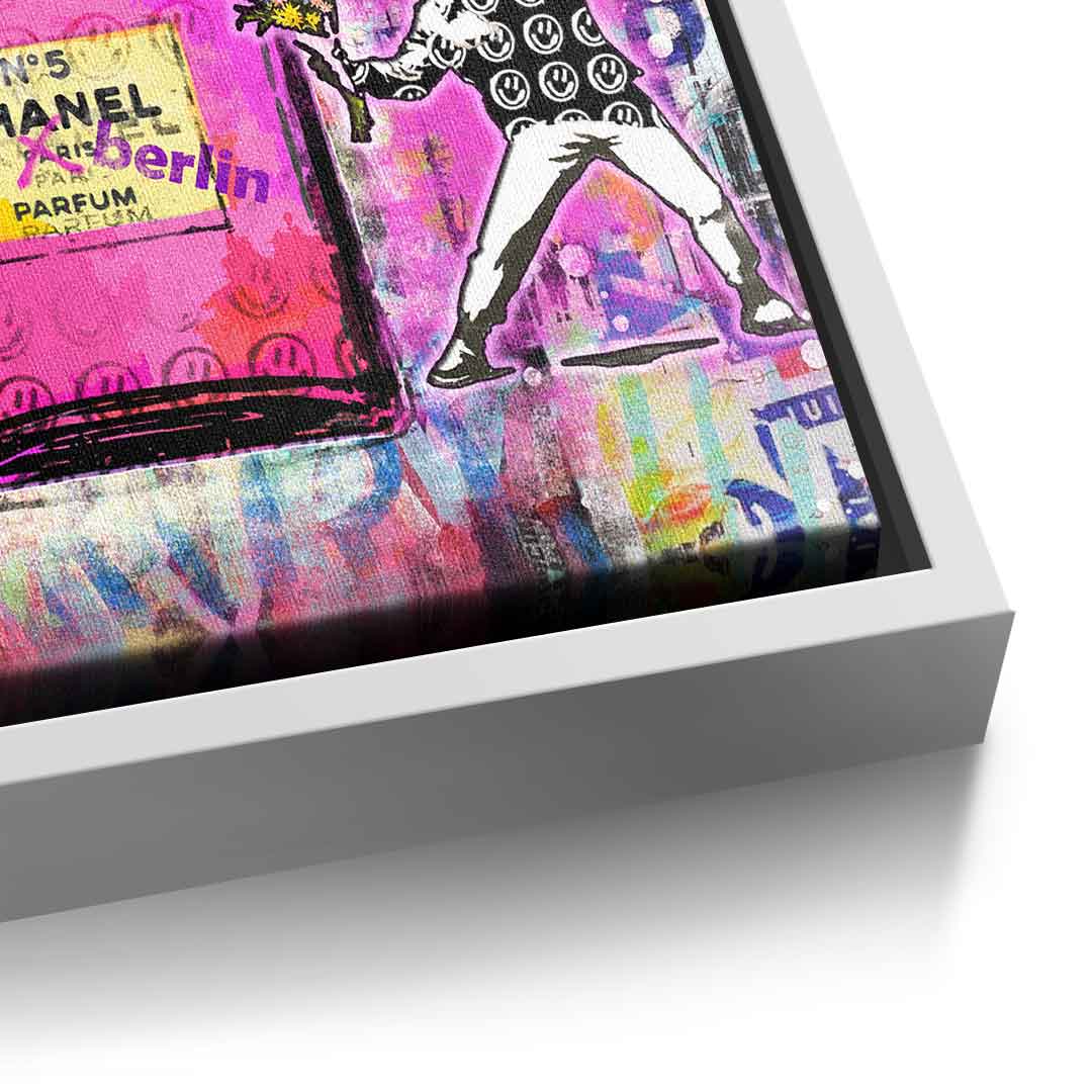 Snoopy meets Chanel
